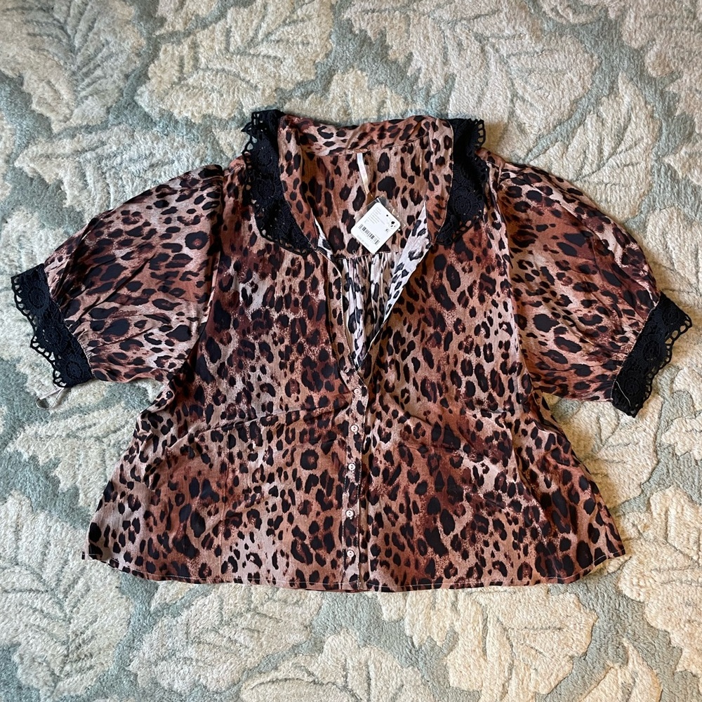 Free People My Love Printed Blouse in Leopard - Picture 7 of 14